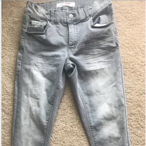 Castro Kids Skinny Jeans in Light Grey. Size 10-11